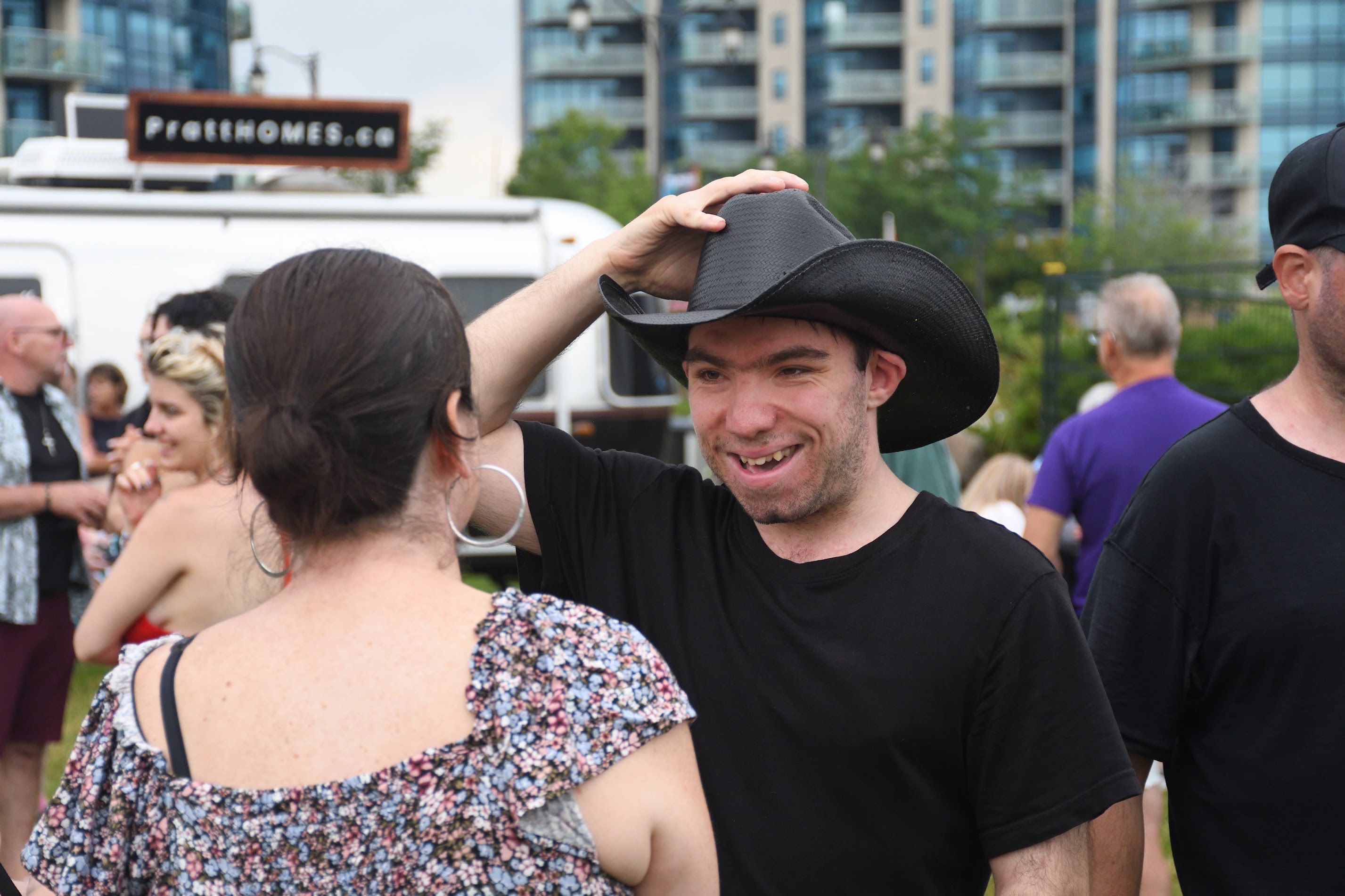 Jonny Country Gallery Photo